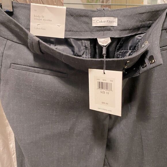 🌷 Calvin Klein 🌷 NWT Women’s Gray Body Fit Trouser Pants Petite - Picture 6 of 16